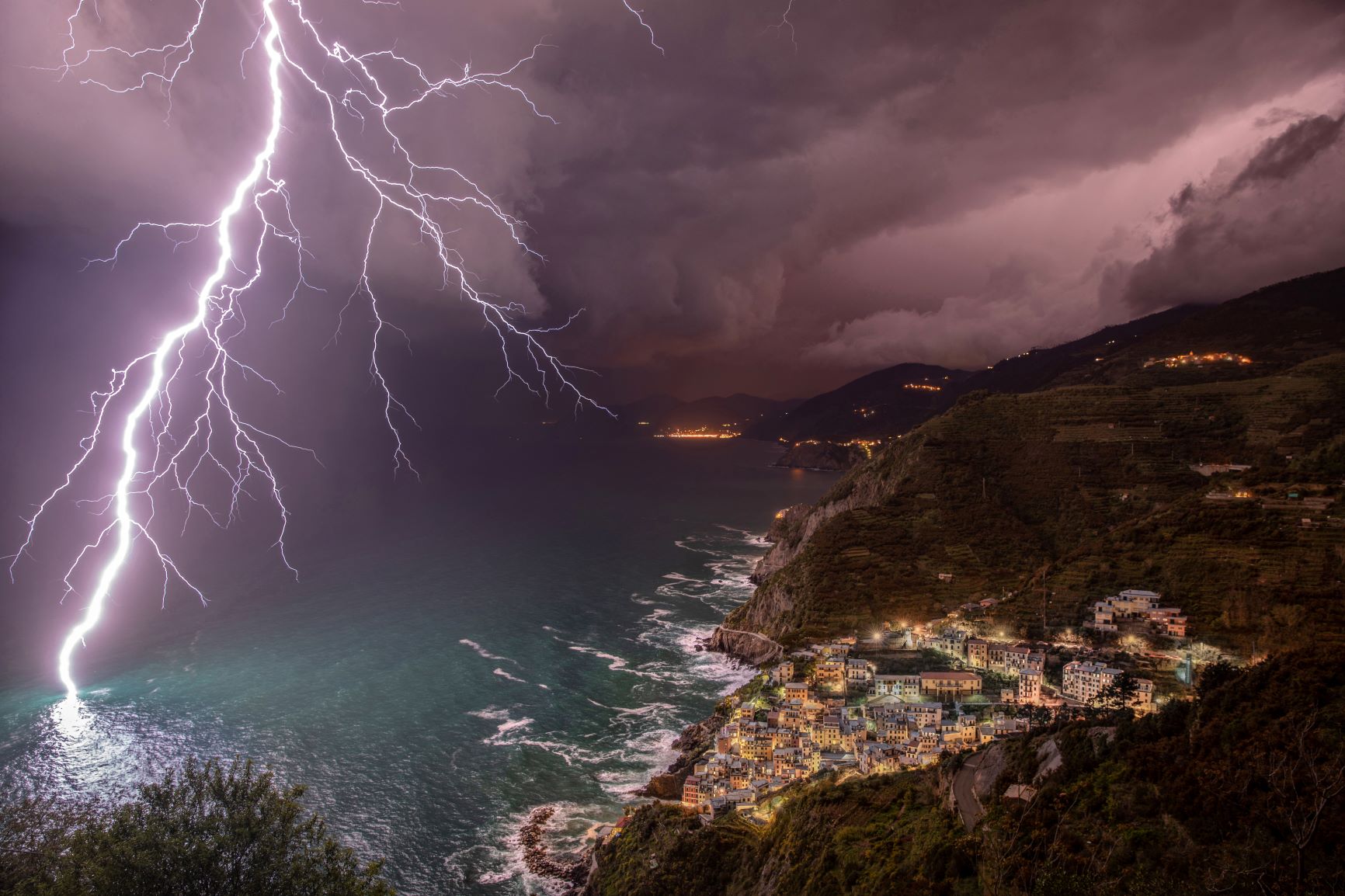 Lightning strike Lightning strike