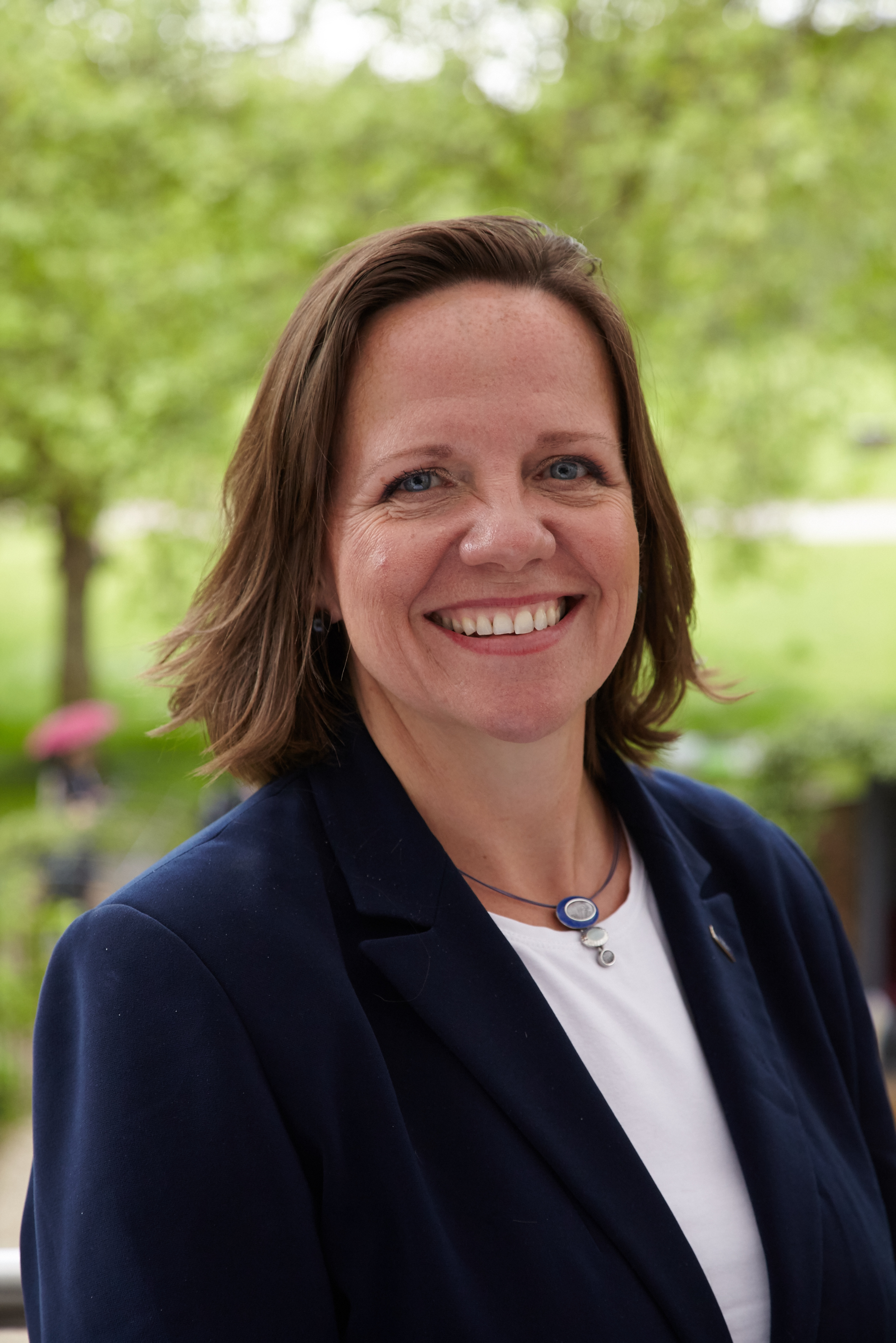 Prof Liz Bentley