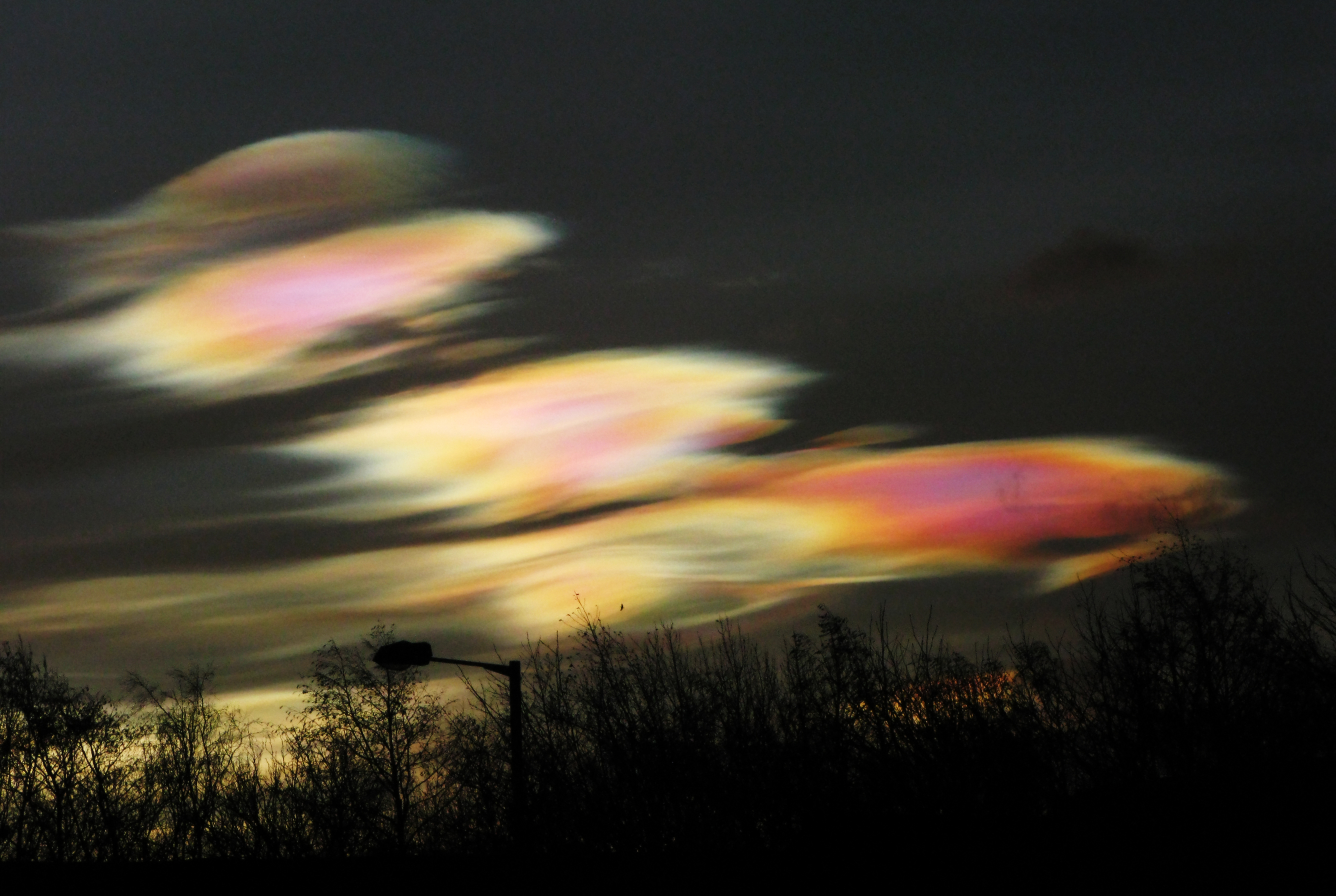 Polar Stratospheric Clouds © Alan Tough