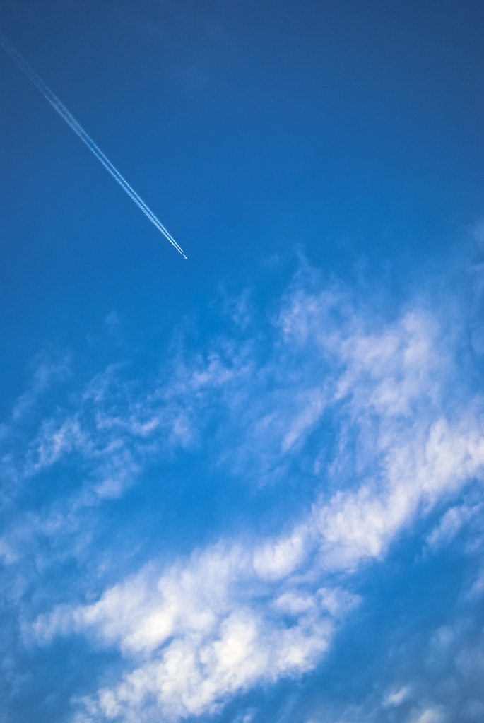 Contrails Contrails