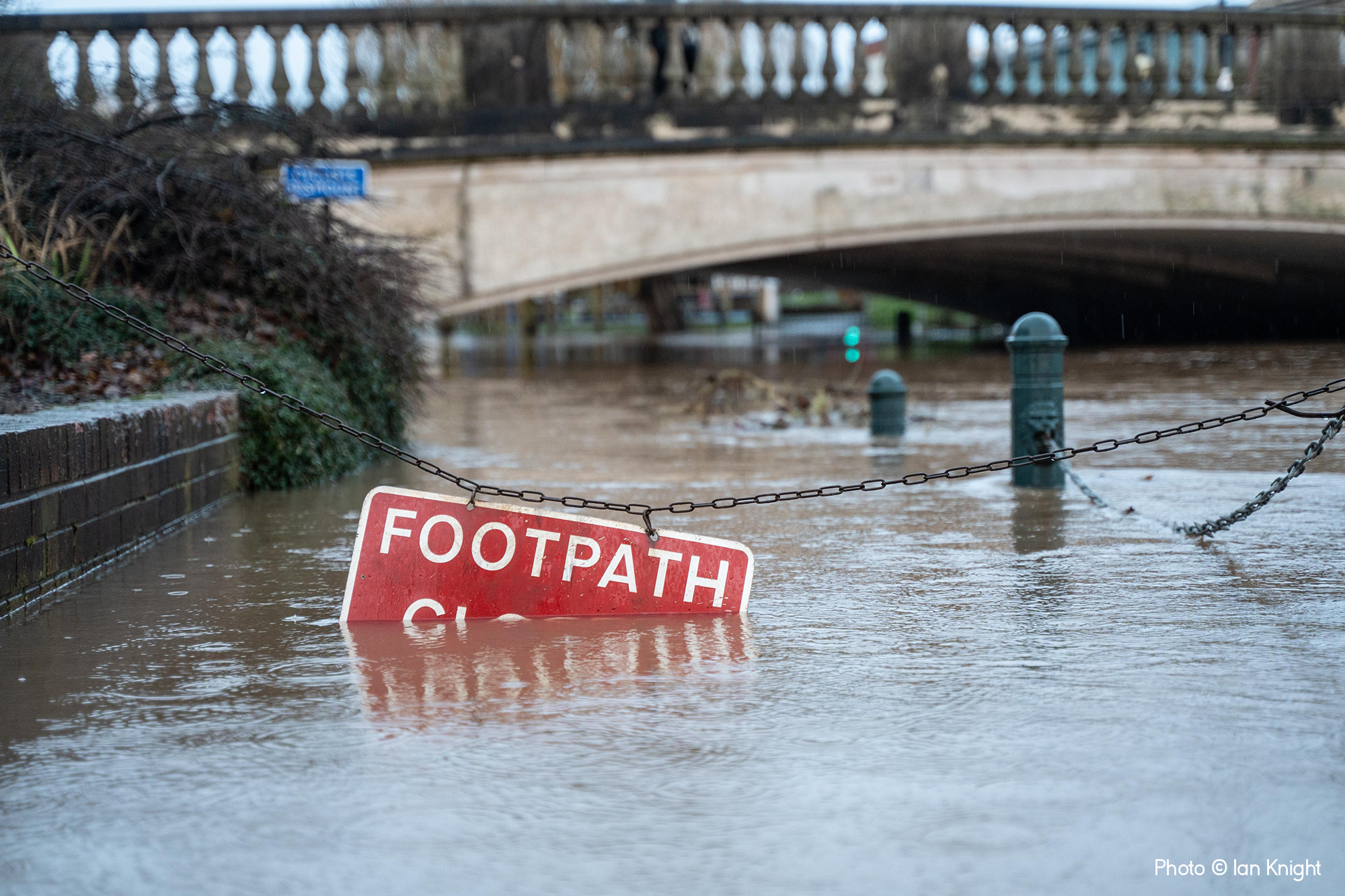 Signs Of A Flood, Ian Knight