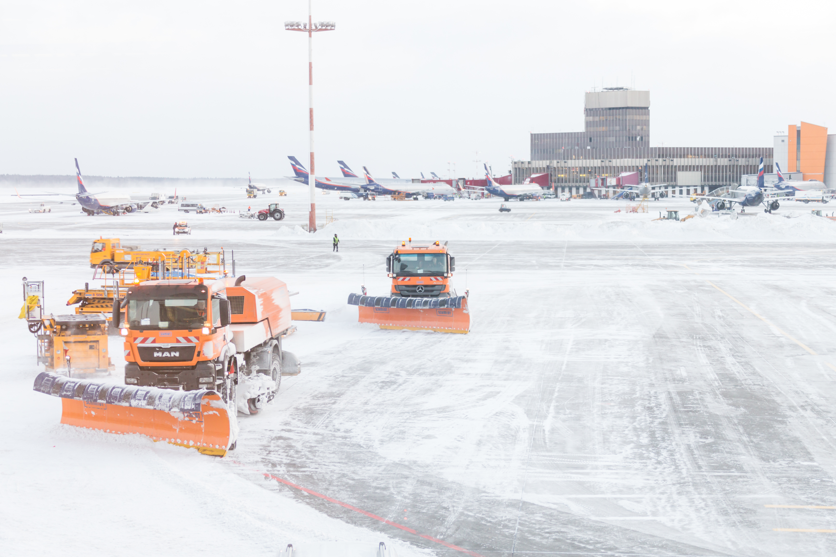 Snowploughs at airport