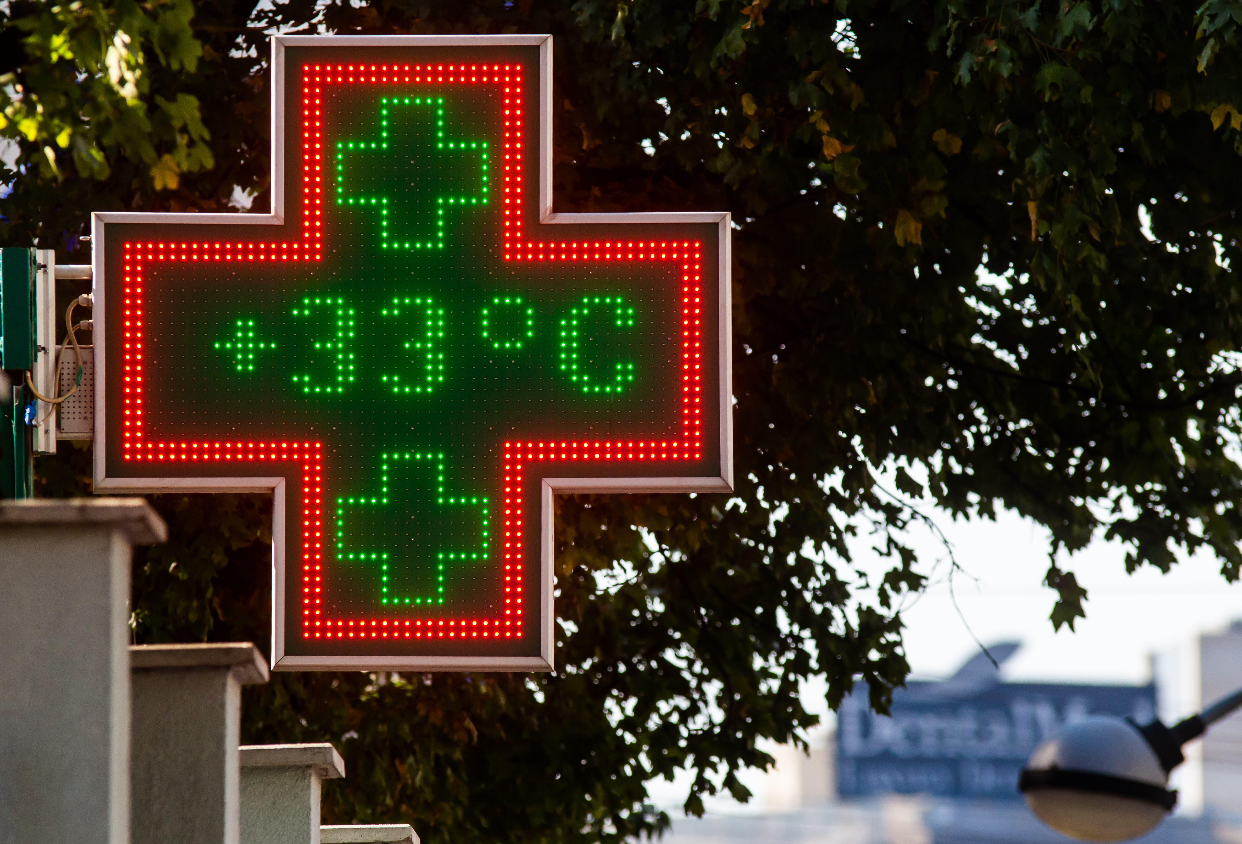 Chemist sign 33C