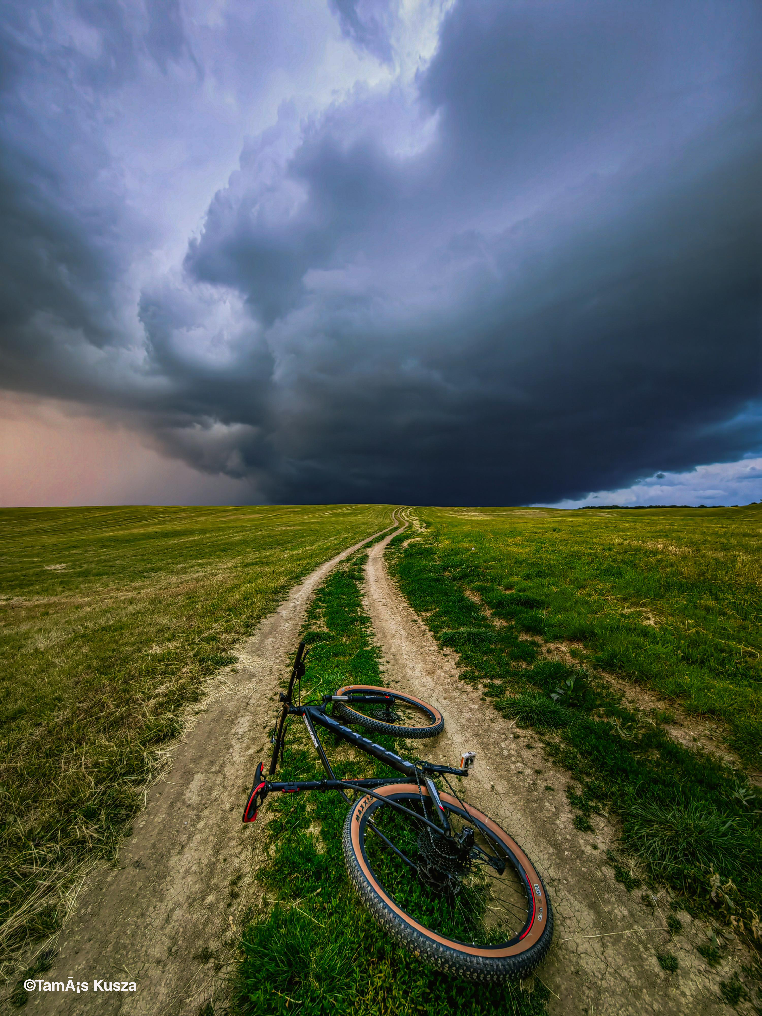 Path to the Heart of the Storm — Tamás Kusza